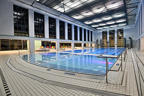 Schwimmbecken im Stadtbad Schöneberg - Hans Rosenthal