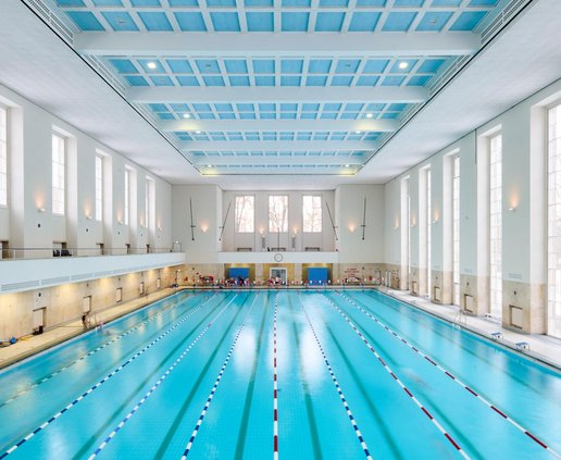 Schwimmhalle Finckensteinallee
