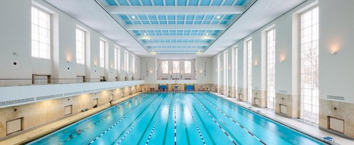 Schwimmhalle Finckensteinallee
